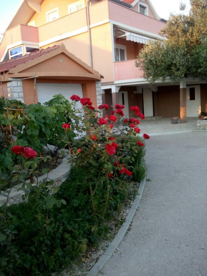 Apartment Olive Jovici  外观 照片
