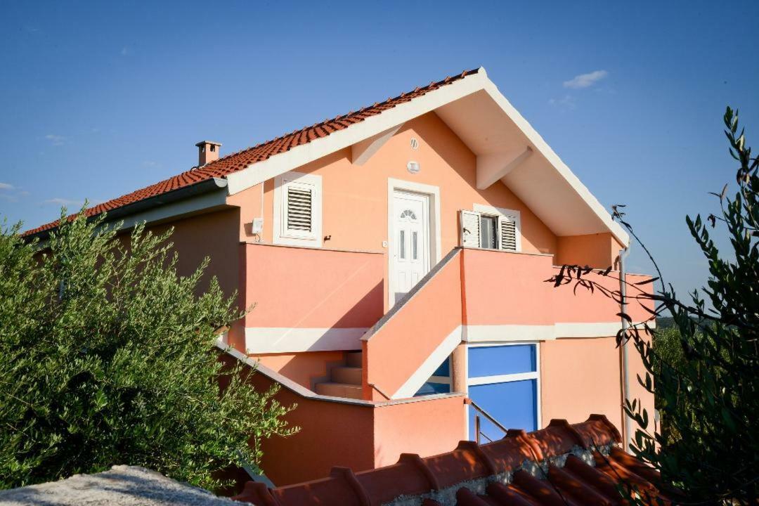 Apartment Olive Jovici  外观 照片