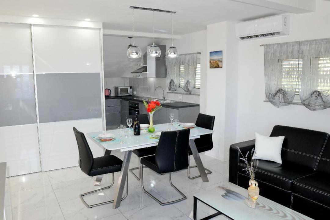 Apartment Olive Jovici  外观 照片