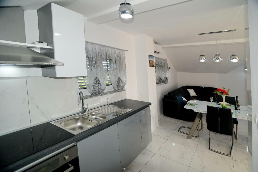Apartment Olive Jovici  外观 照片